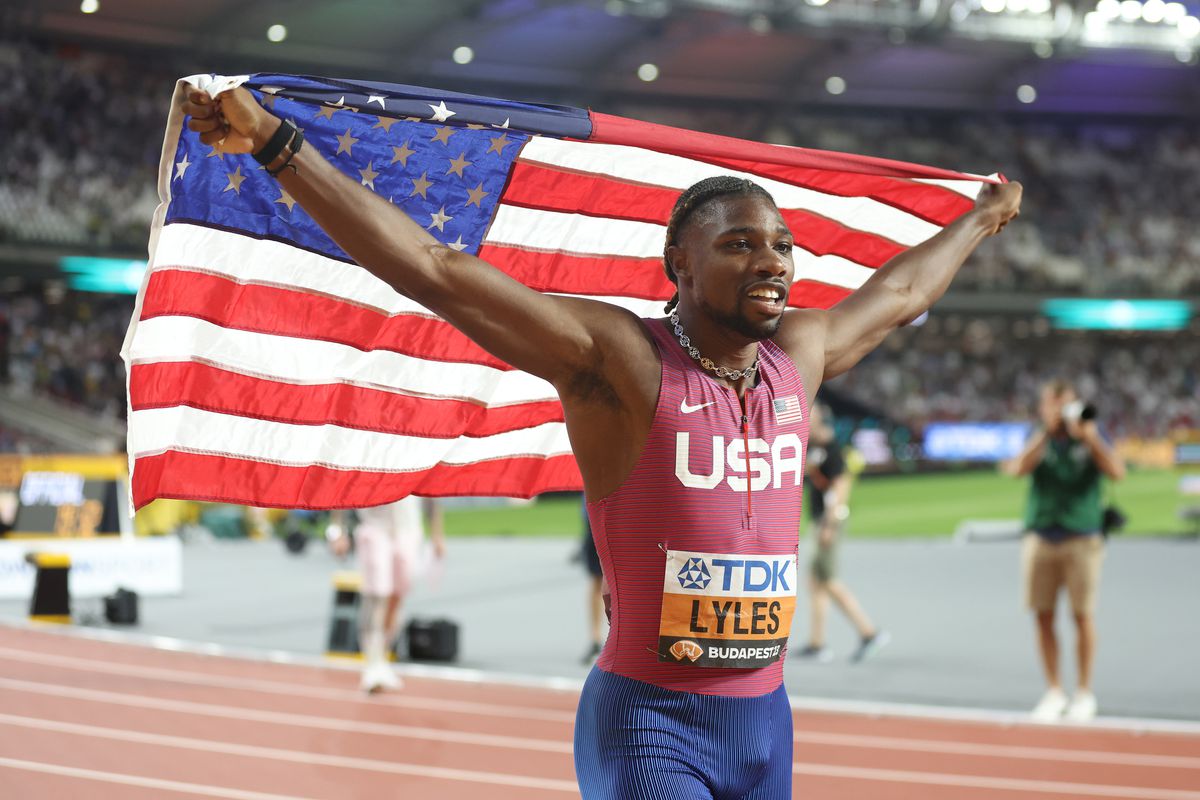 NOAH LYLES COMPLETA EL DOBLETE CON EL ORO EN LOS 200 METROS PLANOS EN